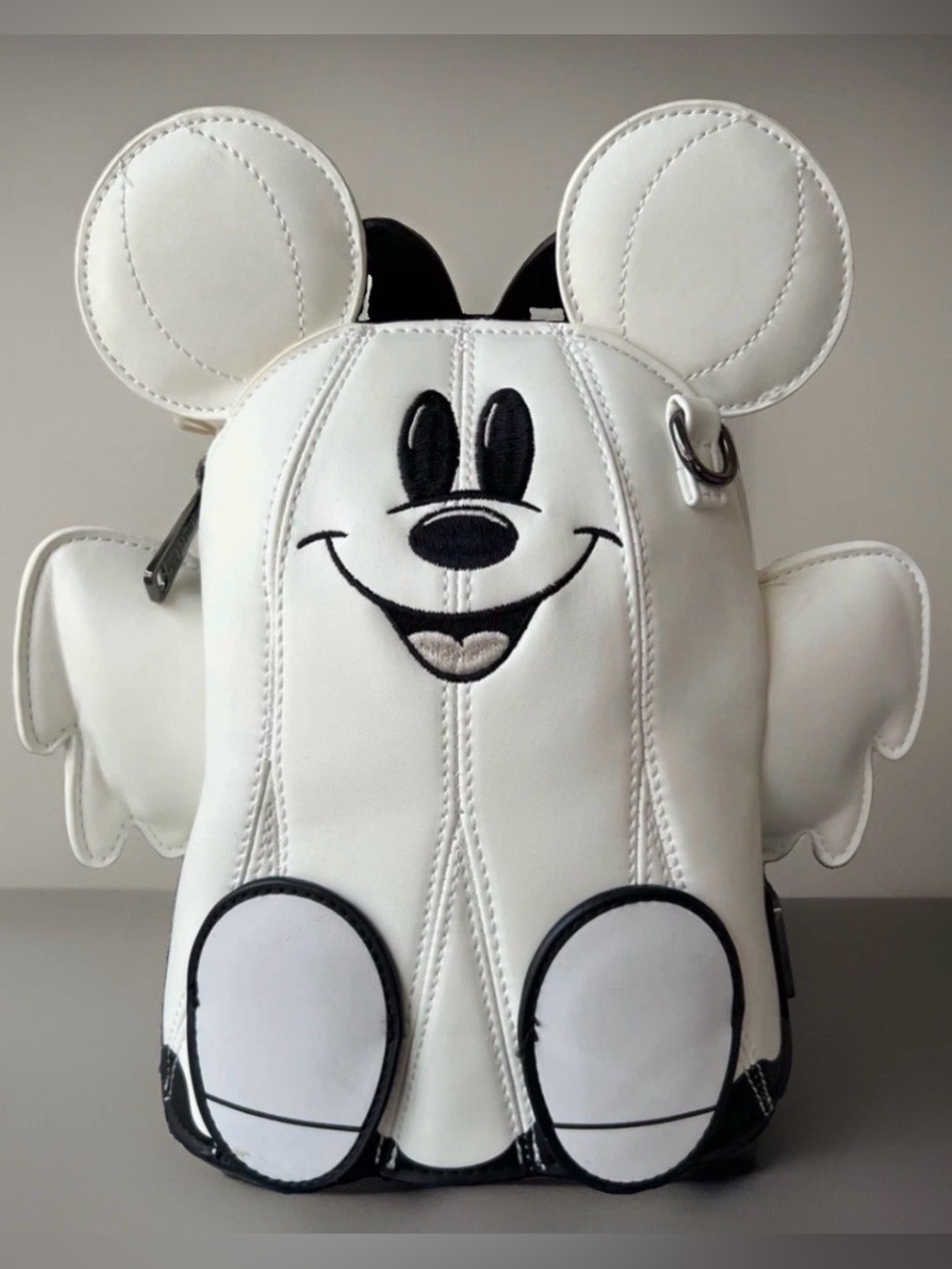 NEW Tag Loungefly MICKEY & MINNIE Mouse GHOST Glow In Dark Figural Crossbody Bag